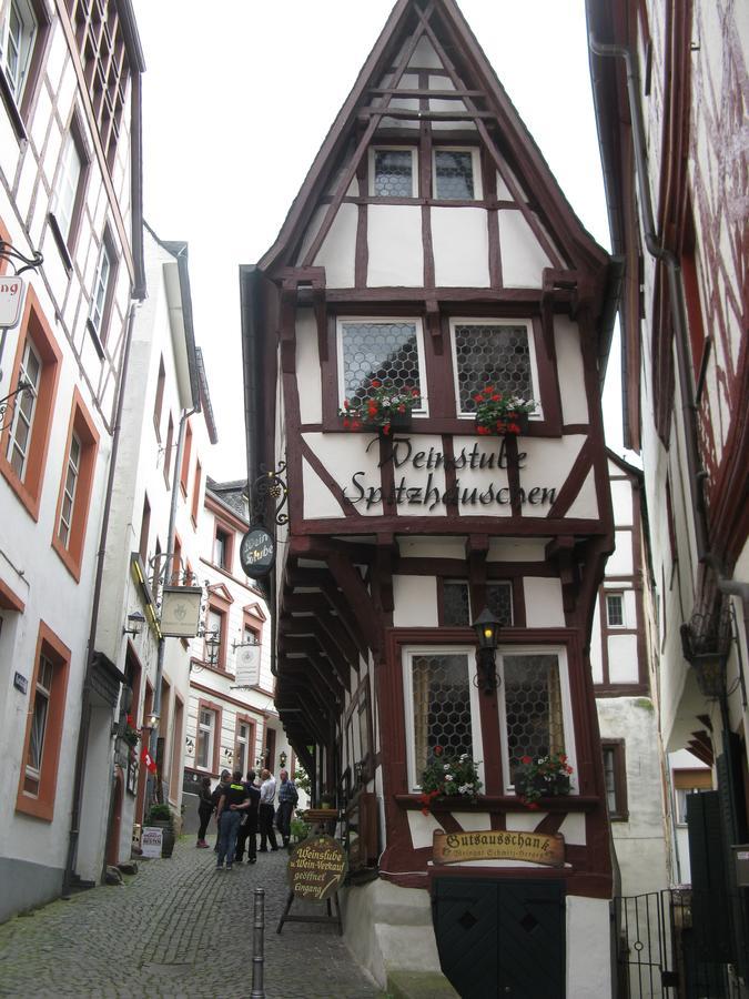 Hotel-Restaurant Kastel Bernkastel-Kues Exterior foto